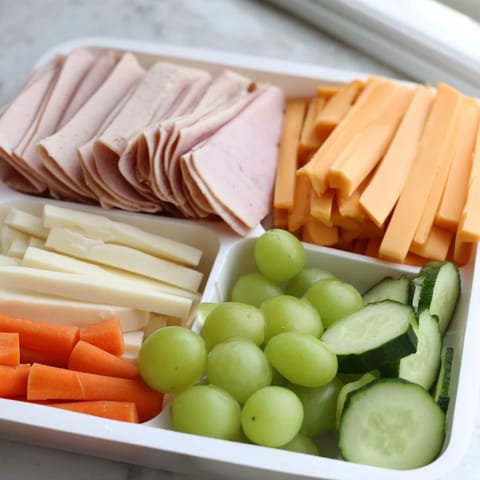Customizable Lunch Tray Ideas